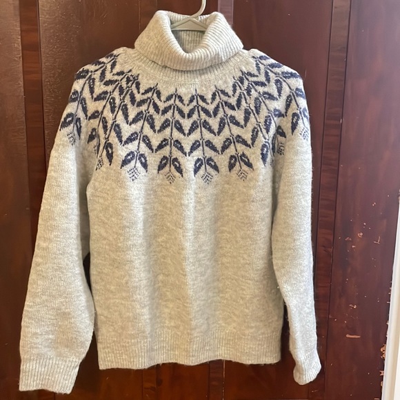 Sweaters - Grey turtleneck sweater, M